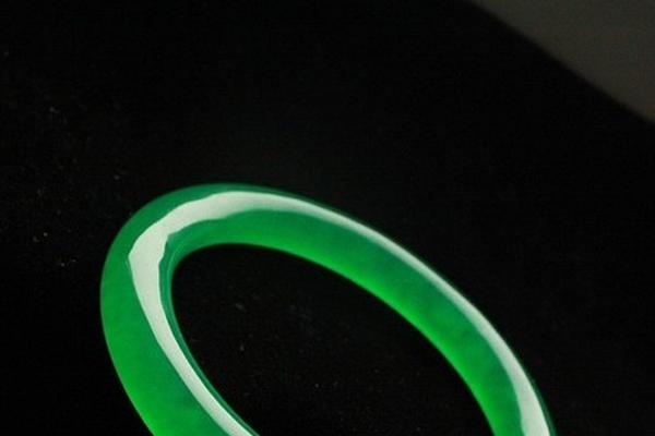 十种最不值得买的玉,是玉值钱还是金子值钱