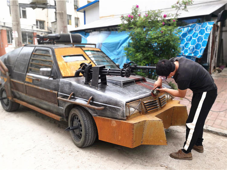 东北小伙造神器,东北小伙造车子