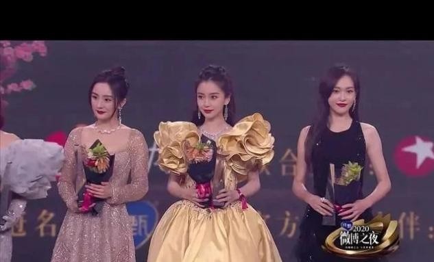 关于唐嫣的傻白甜的视频,真正的傻白甜唐嫣