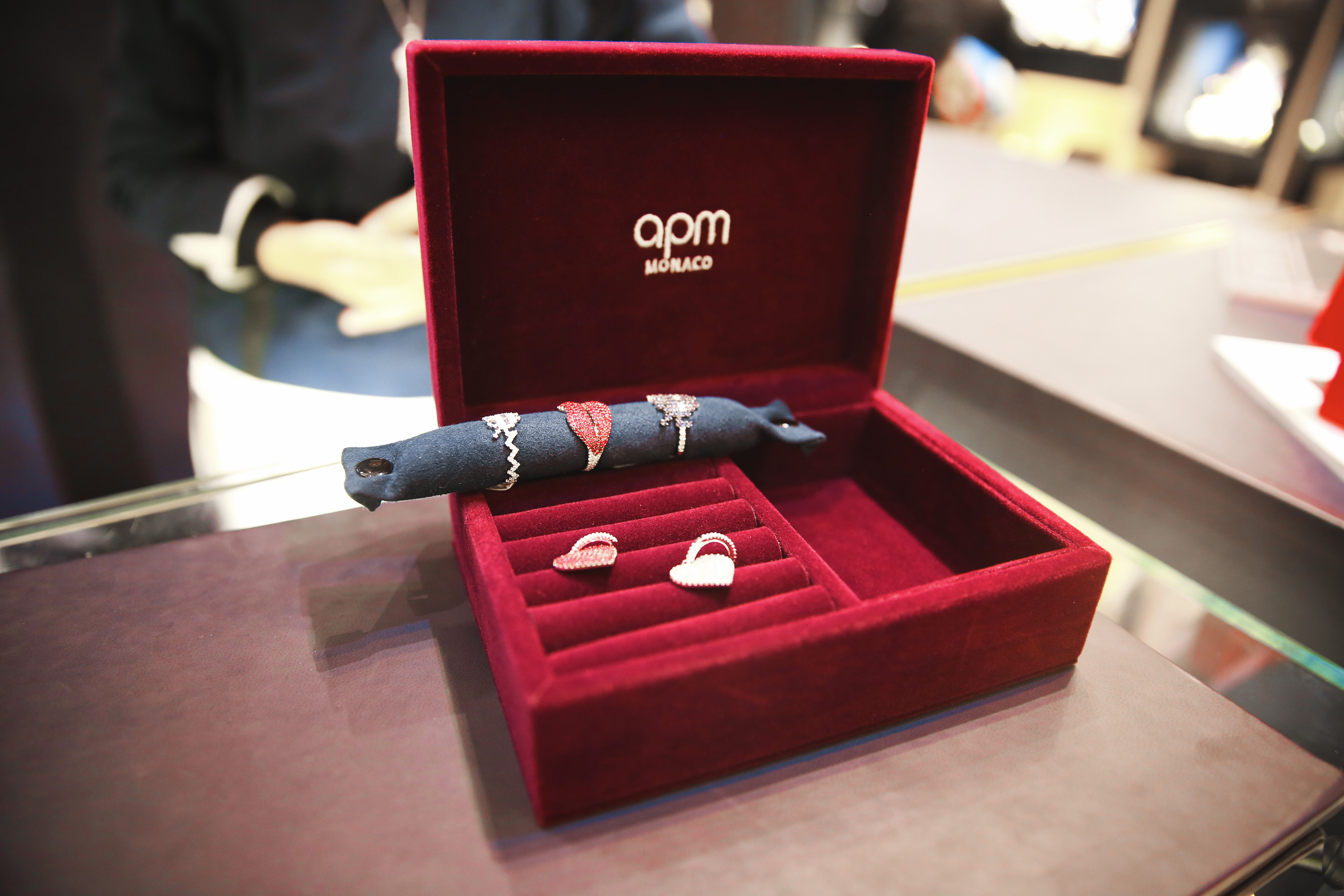 情人节礼物玫瑰花直男,直男情人节礼物玫瑰花礼盒