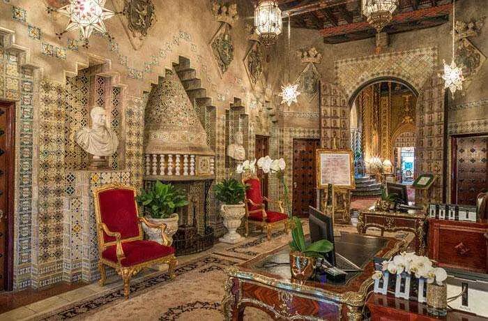 特朗普为三任美女老婆买大钻戒，可比竞选总统“认真”多了