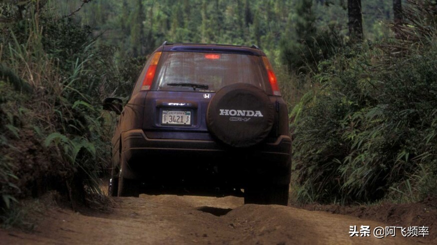 本田CR-V敞篷版,本田热门车款cr-v新款图片曝