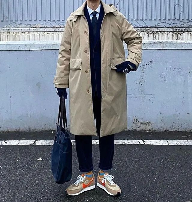 矮个子风衣内搭怎么搭配,矮个子穿风衣怎么搭配裤子好看