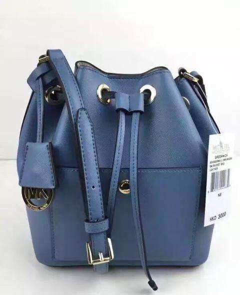 适合年轻人的轻奢包包品牌推荐,适合初学者的轻奢包包品牌