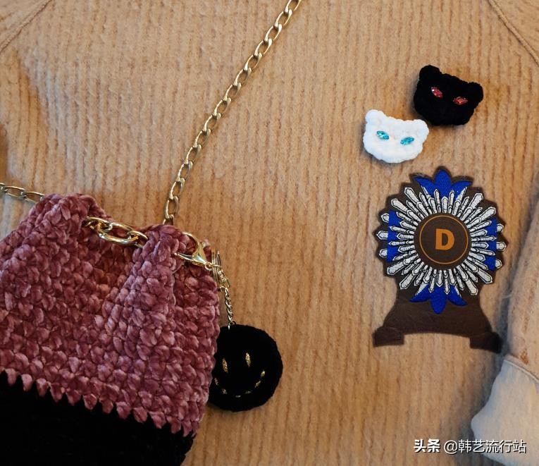 漂亮的钩针饰品,钩针小饰品教程图解