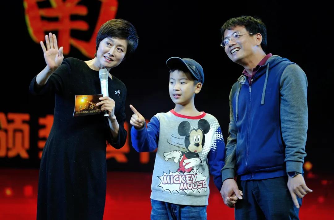 我带着自闭症儿子逃离康复机构，10年后他成了全国冠军