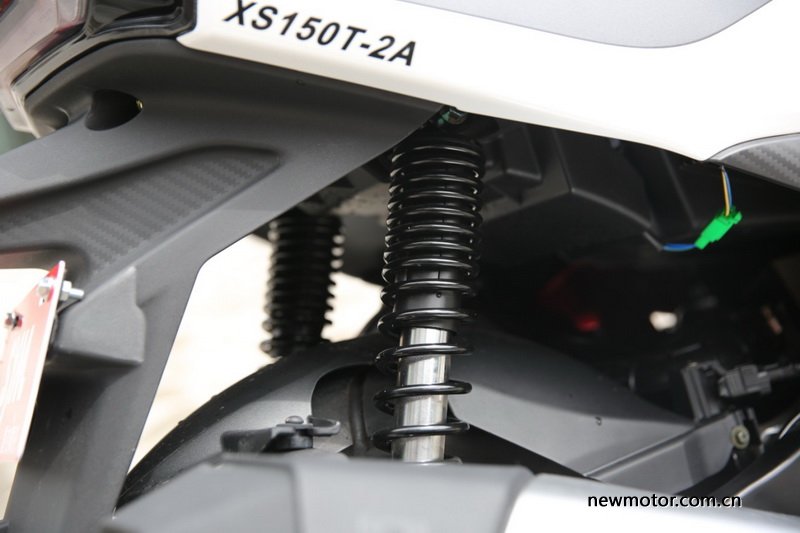 三阳fnx150踏板2021款评测,三阳fnx踏板150带人可以跑山吗