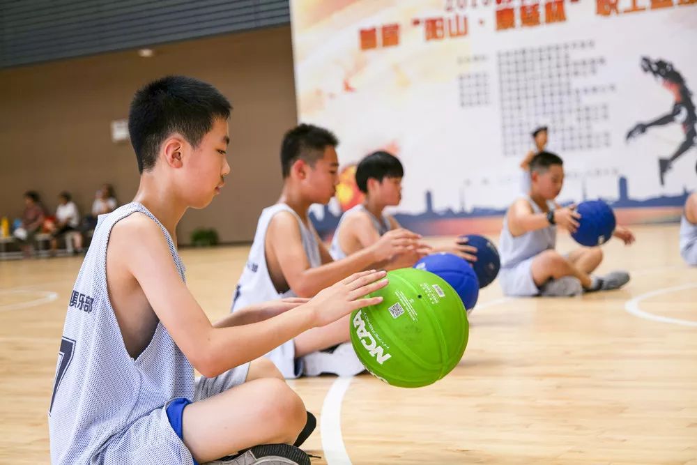 火爆到车都停不下！高新区又一综合体试营业，还有一个……