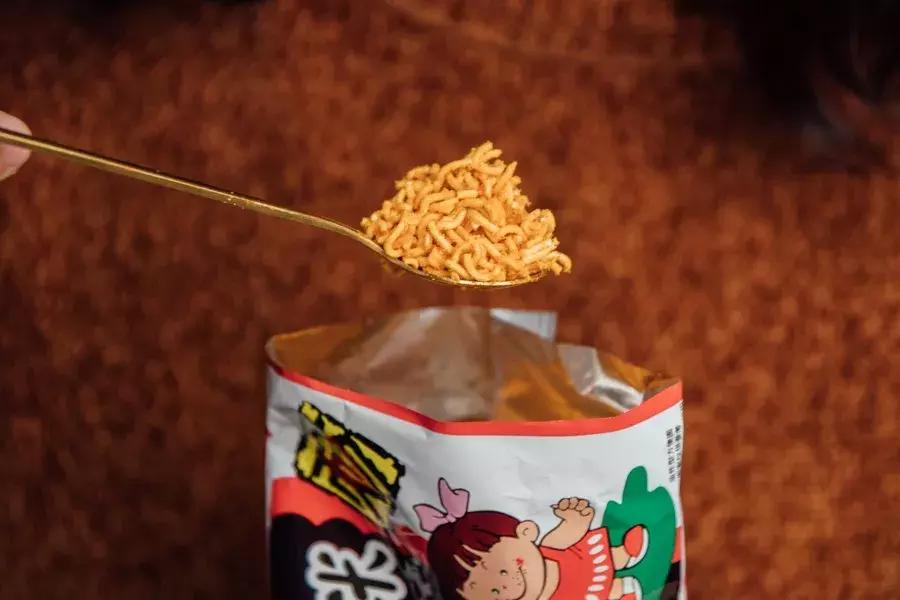 原来这些零食有这么多隐藏口味,来了必吃十大特产零食