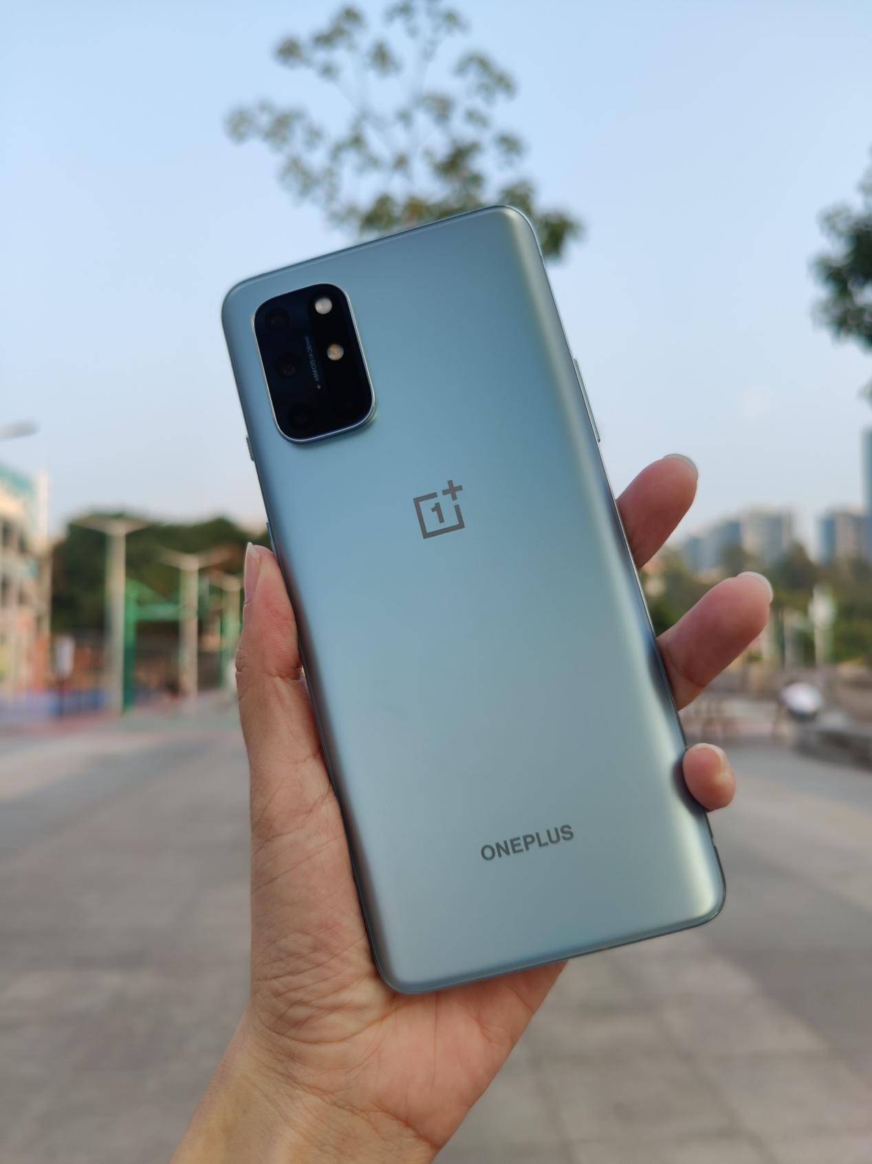 一加8t现在还值得入手吗,现在都8月了一加8t还值得购买吗