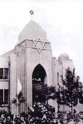 天津小白楼犹太教堂,天津卫斯理教堂