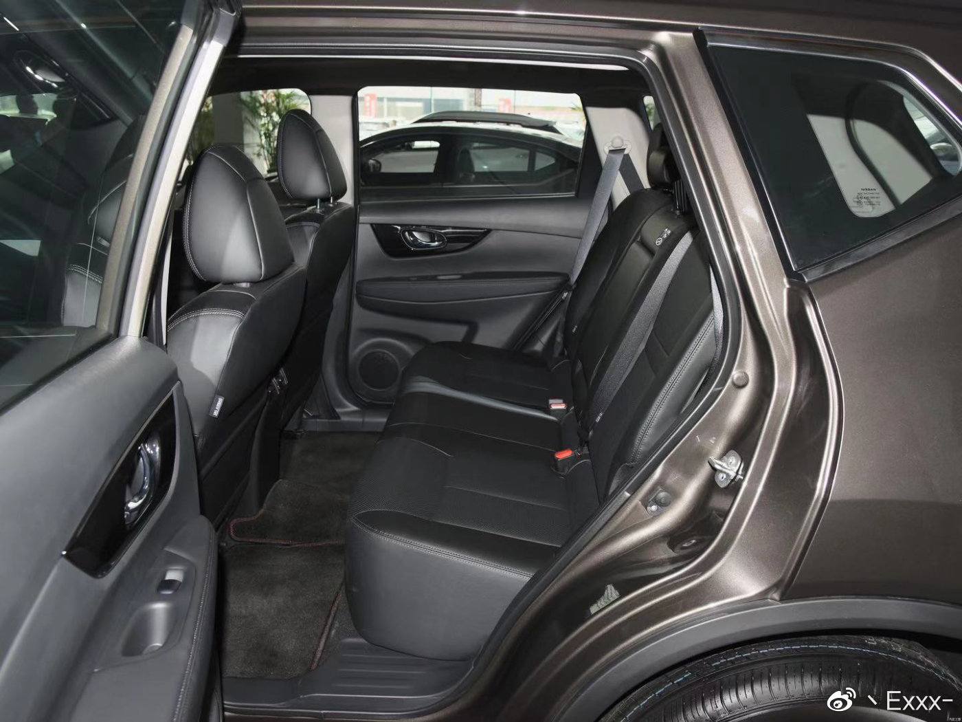 奇骏2020款2.0智联舒适版测试爬坡,2017款奇骏2.5cvt豪华驾驶感受