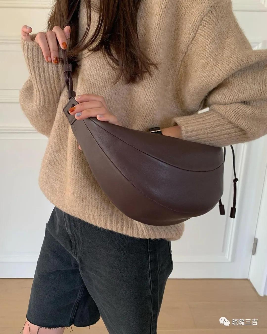 韩剧小女孩看上一款包,韩国小姐姐都背什么包包