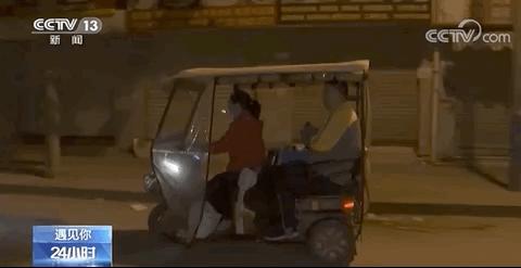 重度自闭症儿童妈妈需要做什么,严重的自闭症没人开导