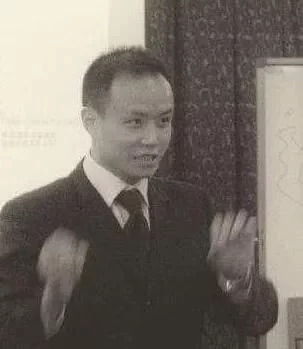 人生导师乐嘉为什么最后沦落出家,乐嘉为什么沦落街头卖艺