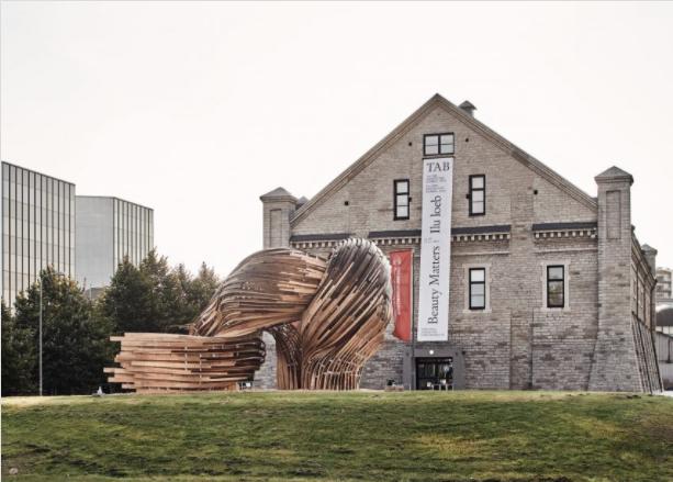 长成这个样子的厕所，我猜你一定没见过