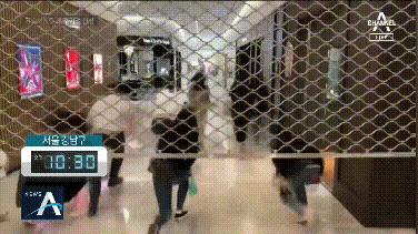 朋友圈炫富女孩自尽,朋友圈里炫富的人最后怎么样了