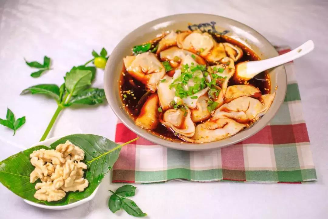 欢迎全国各地朋友到四川旅游做客,欢迎全国各地的朋友们来四川做客