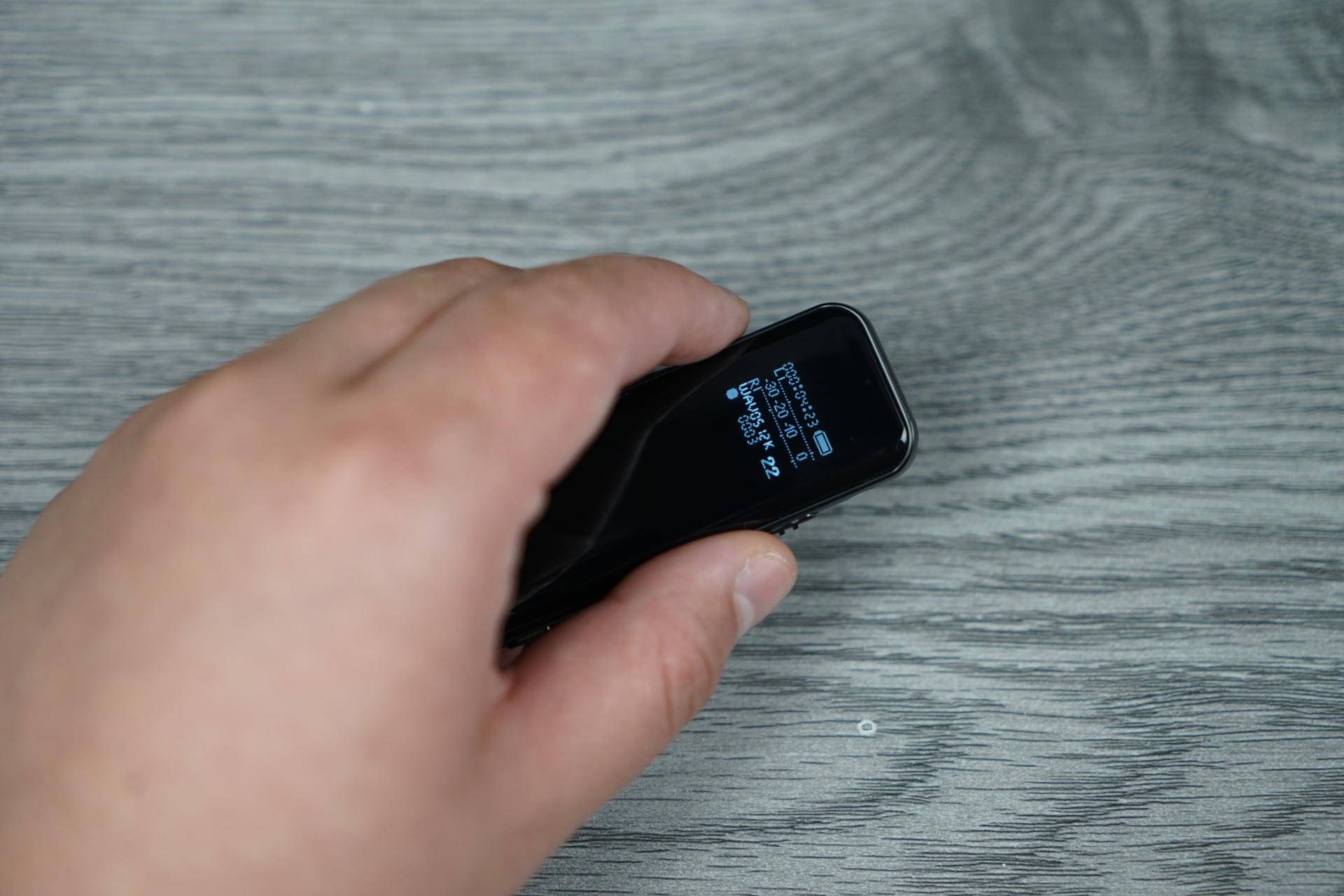 新科录音笔：大内存+降噪+音频转文字，没事秒变Mp3