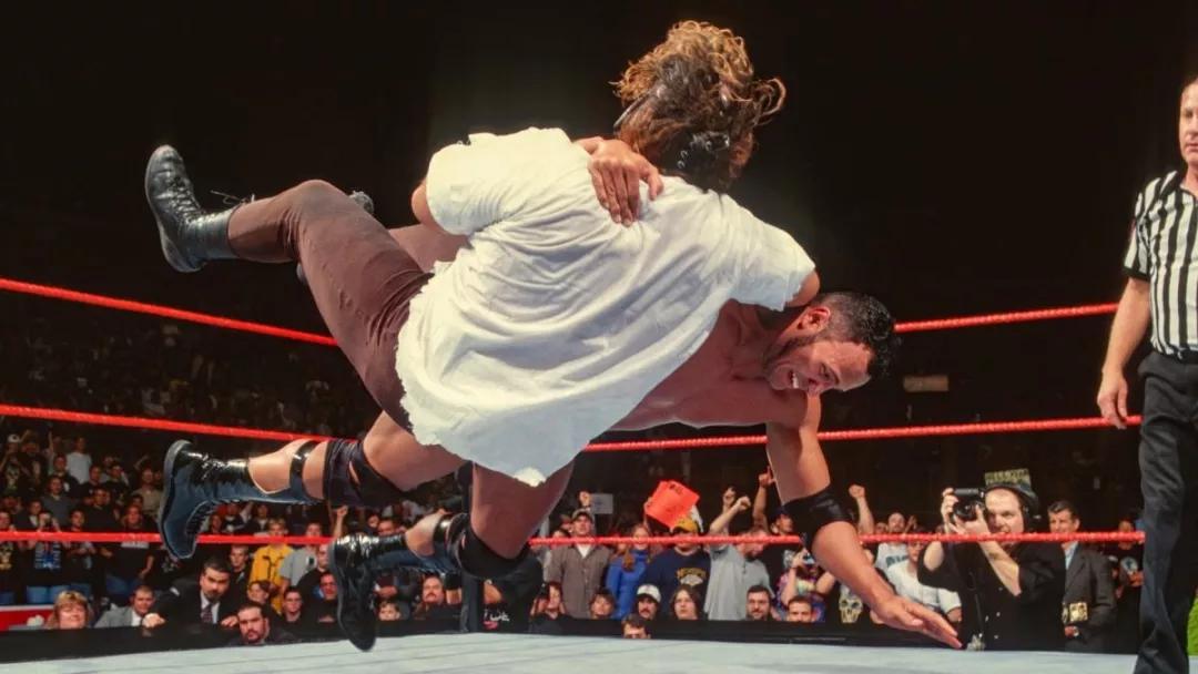 巨石强森为什么被称为终极大佬,巨石强森从哪里火起来的