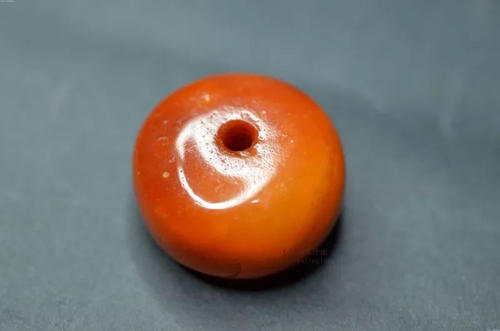 四招教你看懂琥珀蜜蜡真假,鉴定蜜蜡的口诀