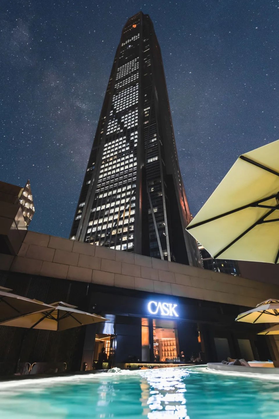 宝安最高楼酒吧,深圳平安大厦118层酒吧