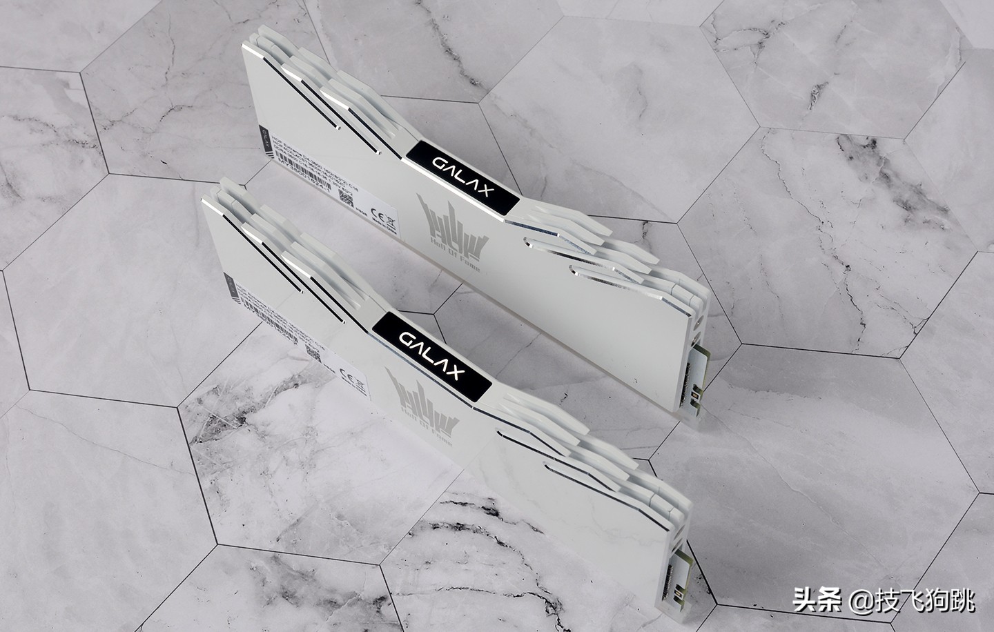 同样的ddr4豁口不一样,同样是ddr43600为什么跑分差很多