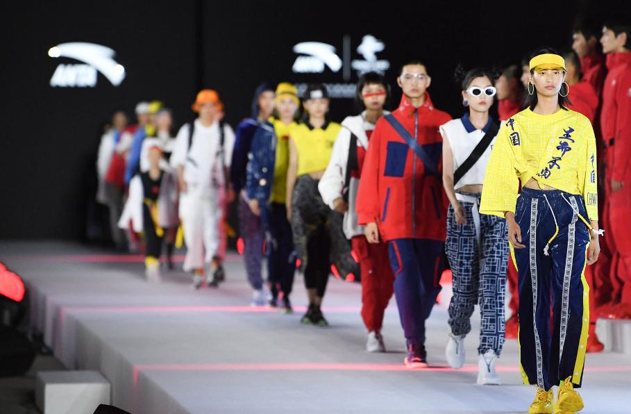 这家29岁的企业,隐藏着“中国品牌”最真实的一面