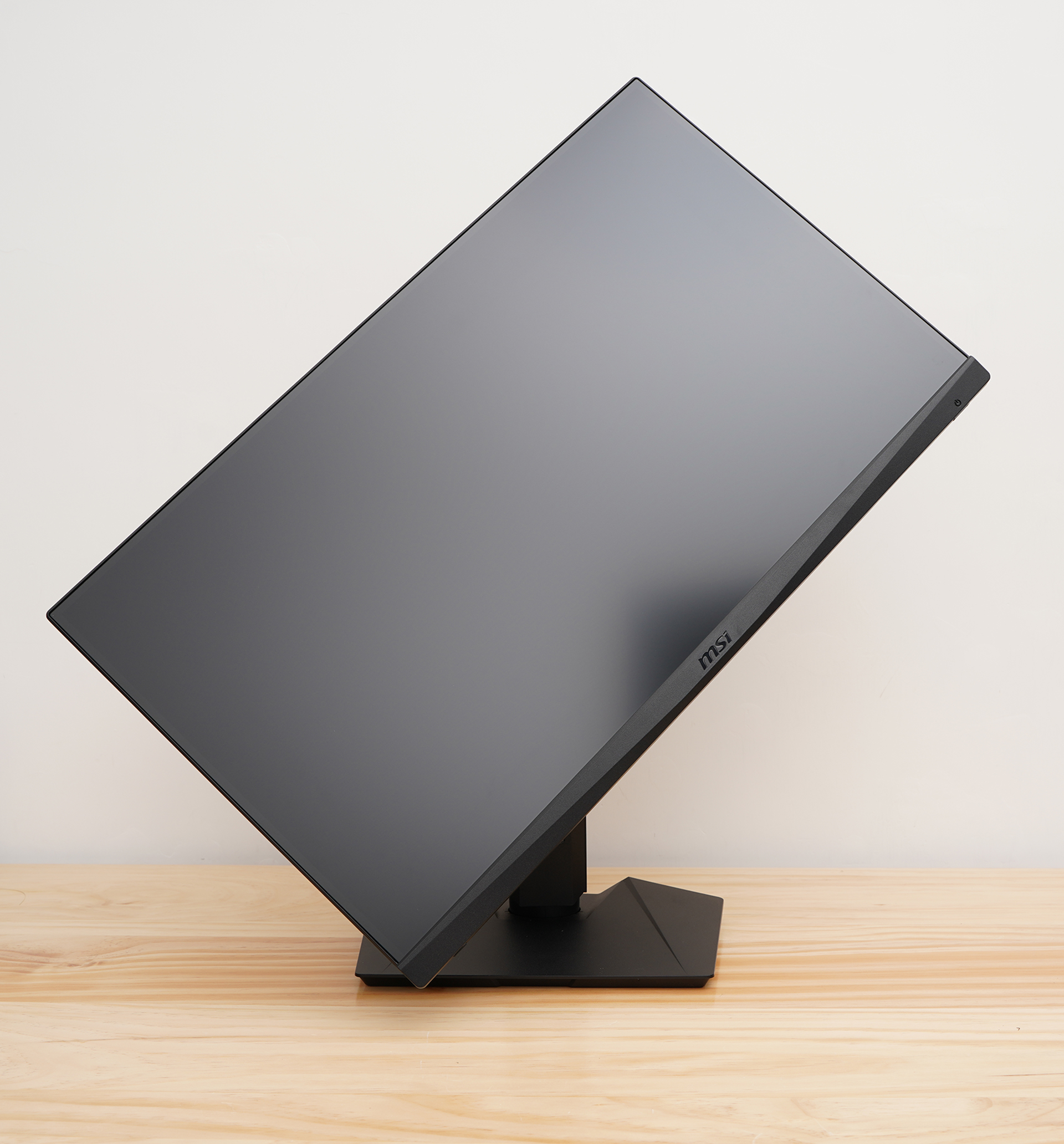 微星G274满血小金刚显示器测评,微星g244f显示器测评