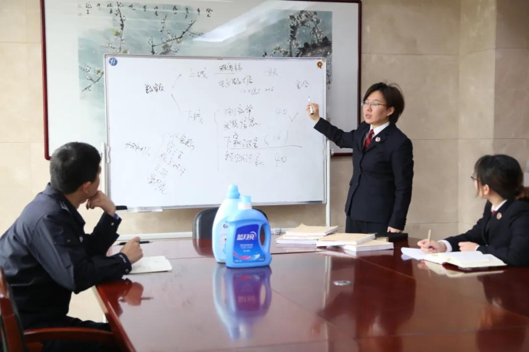 当心你买的黄金珠宝是假的,当心你买的珠宝是假的