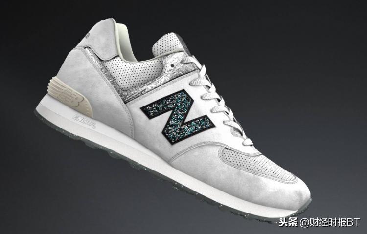 施华洛世奇水晶运动鞋adidas,施华洛世奇水晶鞋