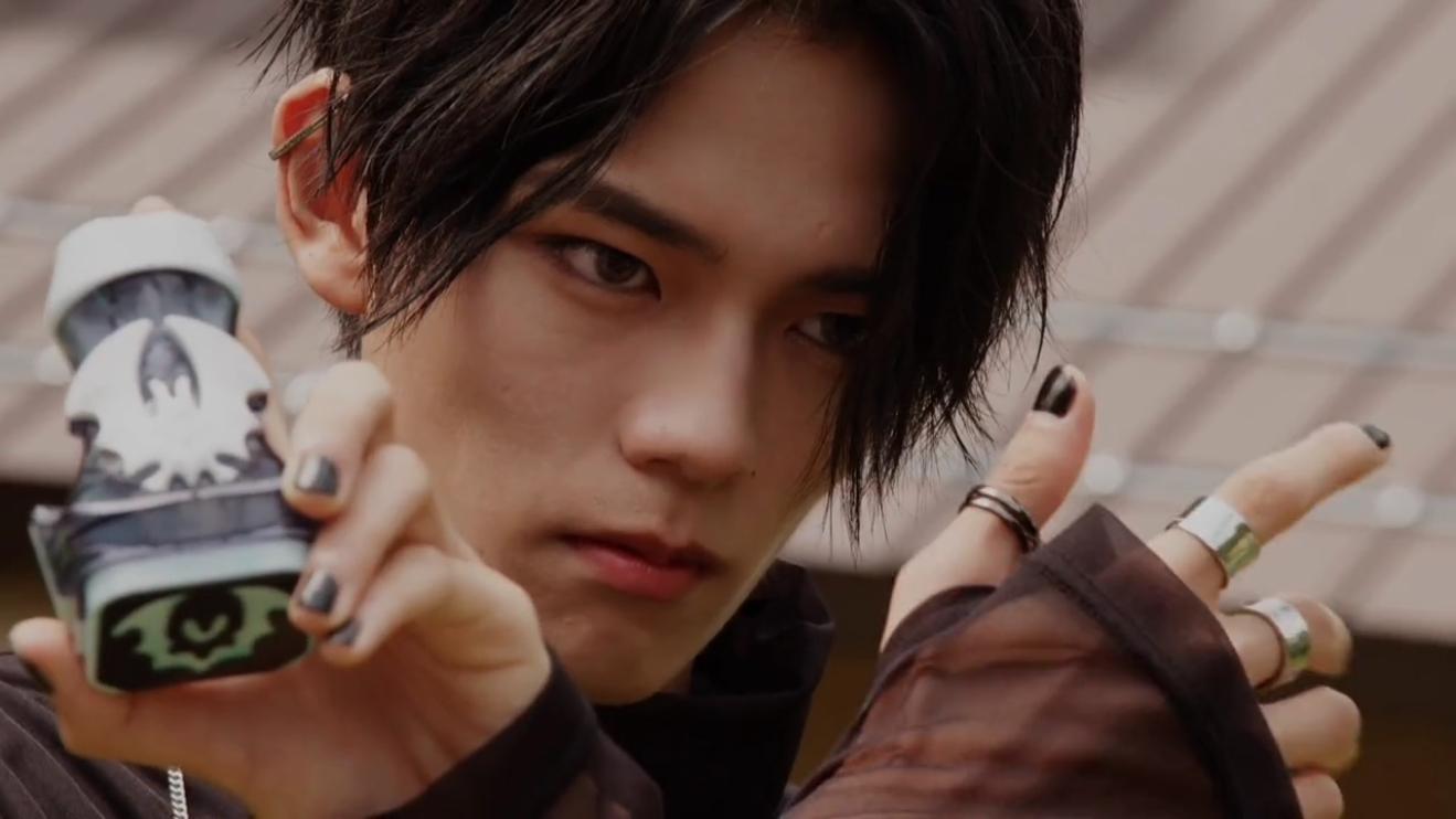 假面骑士revice被打,假面骑士revice黑暗形态超帅瞬间