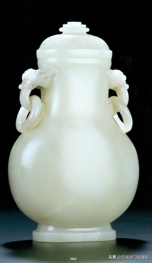 鸡血玉和翡翠哪个对身体更有好处,玉和翡翠对人体的好处和坏处图片