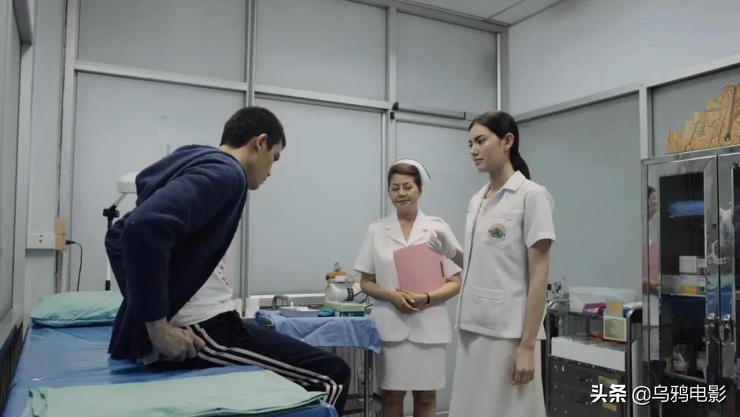 年度票房冠军，成人世界的赤裸真相，这片扒光了给你看