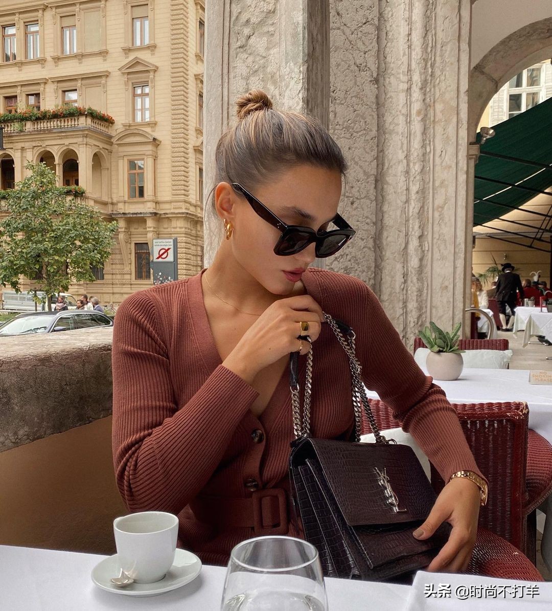 这8款包包太洋气了借钱也要买,ysl值得入手的斜挎包包