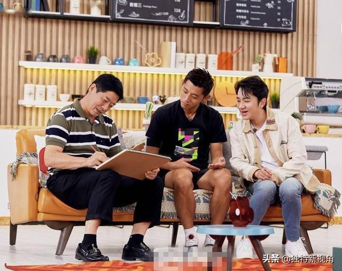 张继科金晨选择继续了吗,张继科和金晨继续发展了吗