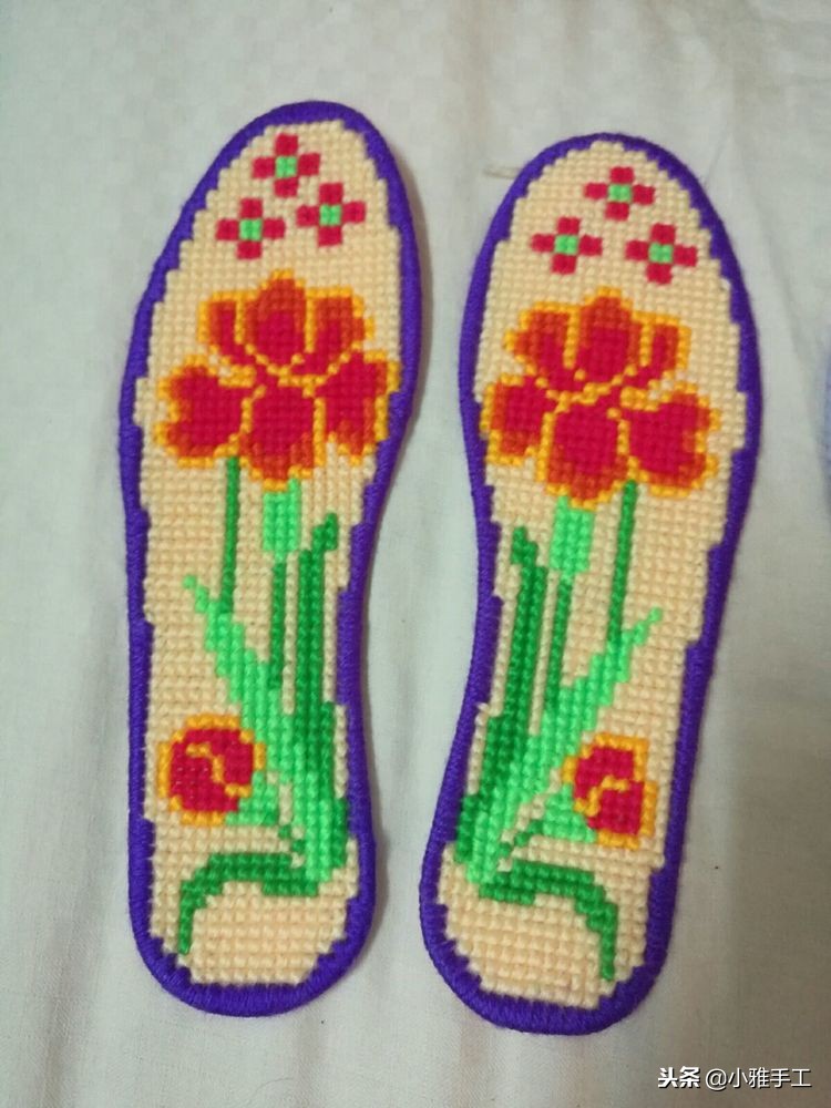 云南小巧妹自做鞋垫刺绣教程,孙姐手工刺绣鞋垫教程