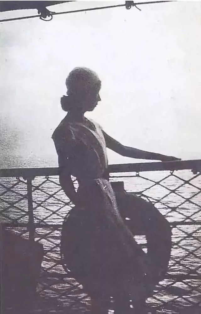 黄逸梵：抛家弃子争做新女性，却害张爱玲凄苦一生，晚年孤死异乡