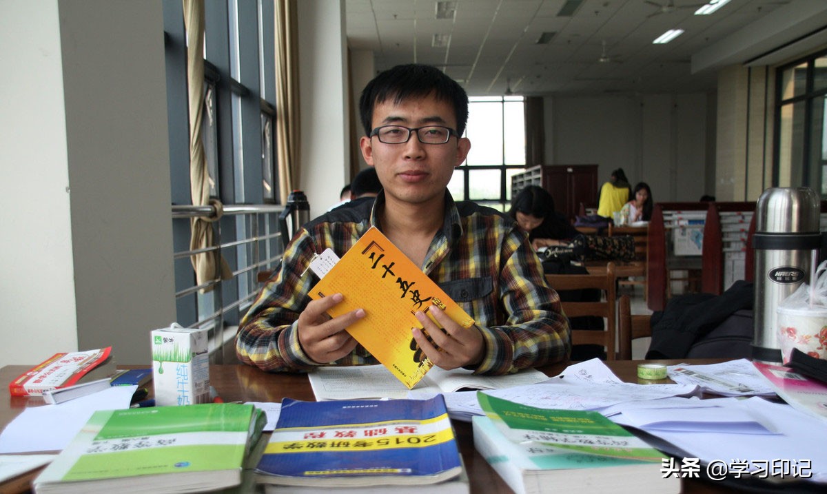 大学选修课选难的还是简单的,大学选修课怎么选比较好