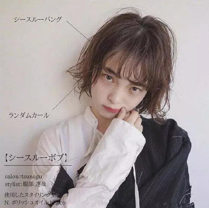 短发卷发怎么打理好看,不用打理又好看的短发