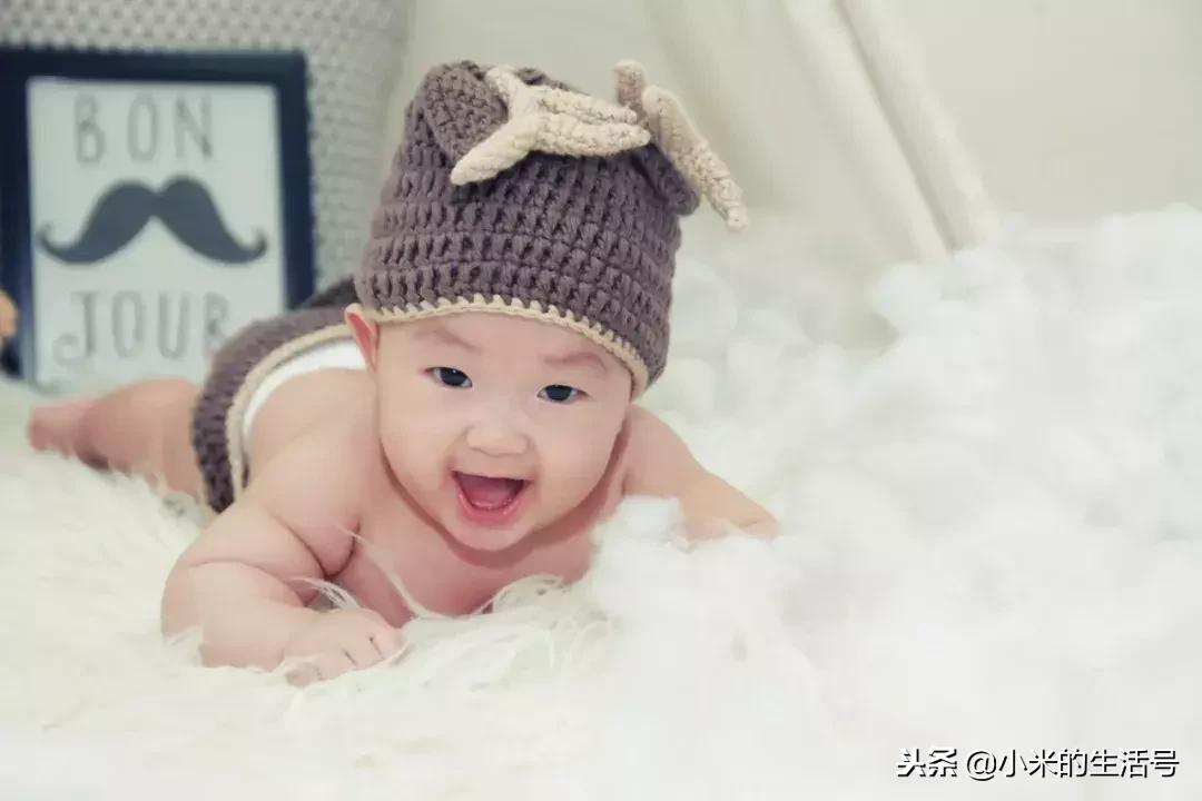 7岁男孩摸女老师胸部被打,说:“我只是想玩玩”