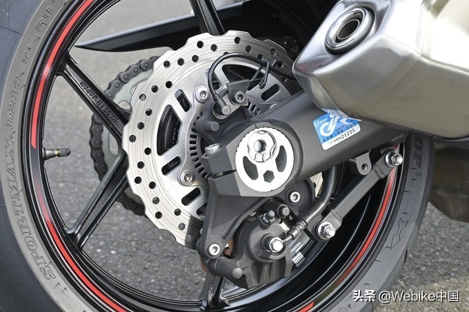 测评川崎zrx1200视频,川崎z1000和宝马s1000r选哪个