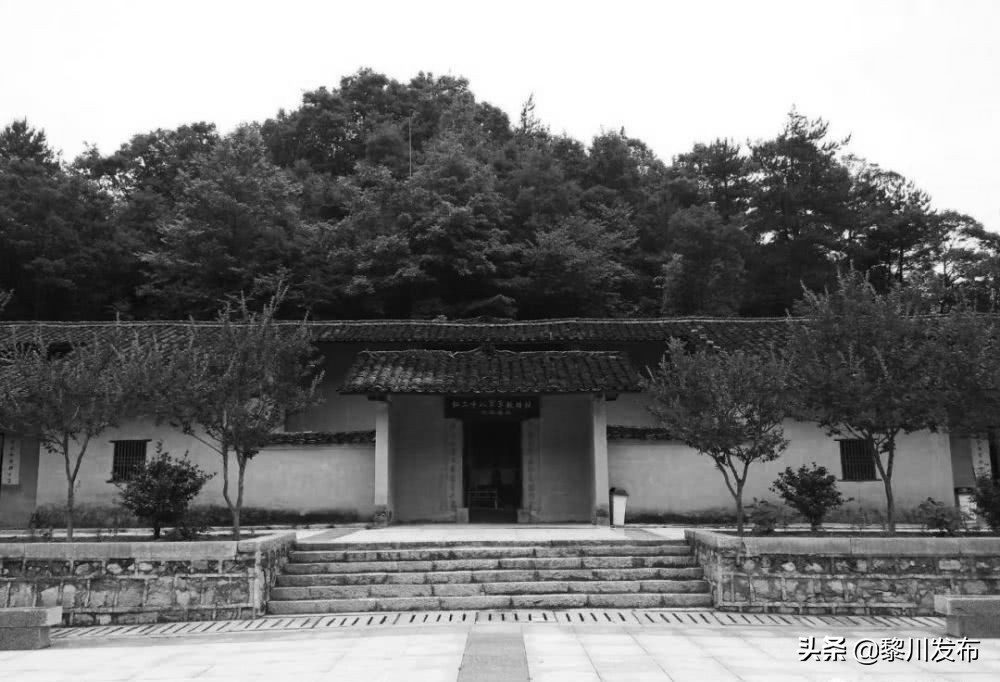 鄂豫皖革命根据地连环画,鄂豫皖革命根据地总指挥