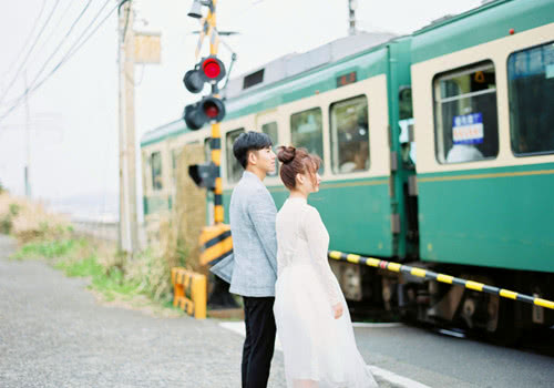 面对不喜欢的人总是在找理由,在面对喜欢的人时会束手无策