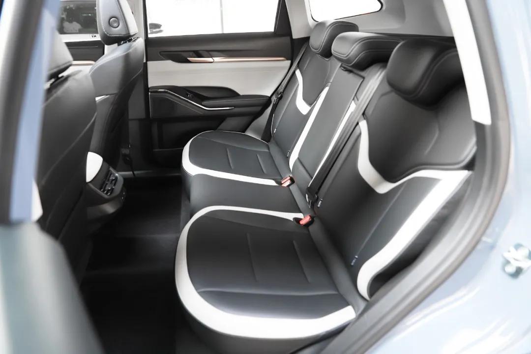 哈弗h6三代2.0t与长安cs75plus2.0,h6哈弗3.0t