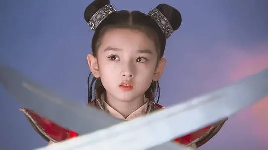 鞠婧祎4000年一遇美少女秒变,鞠婧祎和杨超越照片