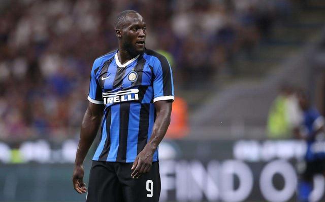 足球球员转会介绍,足球球员转会问题