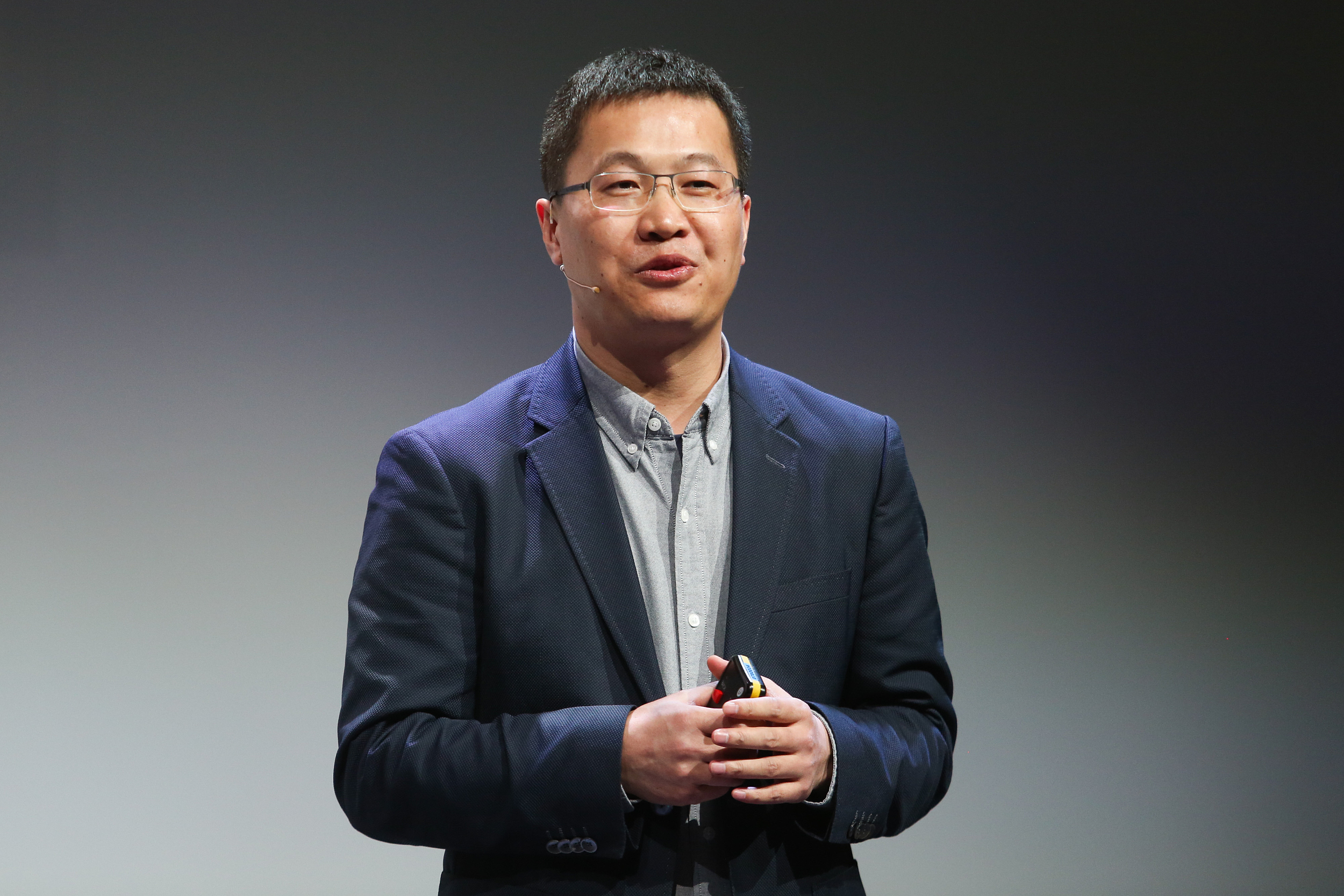 金立手机号称成功人士的标配,金立1亿2000万像素手机