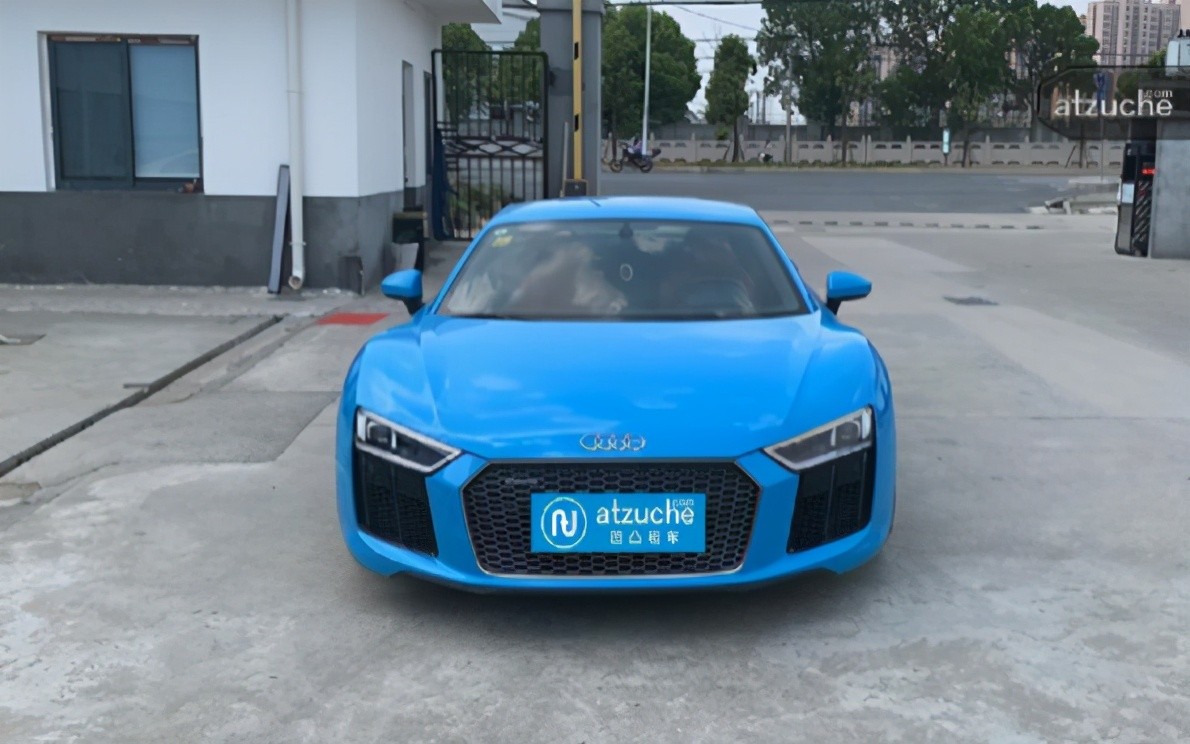 足球世界十大最贵球员：22岁梅西悬崖滑梯，C罗排仅64