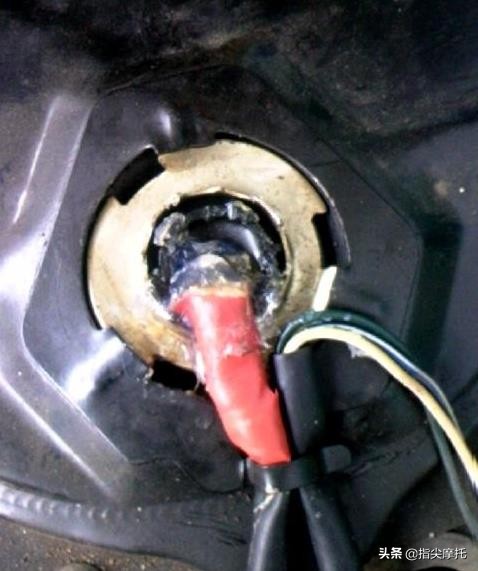 摩托车油表的各种显示标志,摩托车油表不显